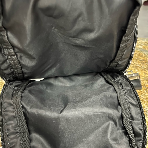 Daisy floral print sling bag - Picture 2 of 3